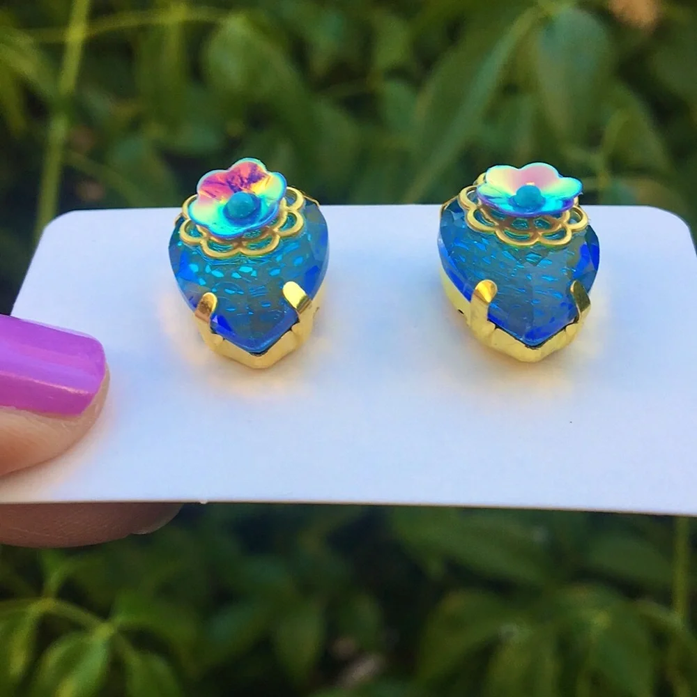 Light Sapphire Aurora Borealis +Iridescent Pink Flower Gold Pear Crystal Earring